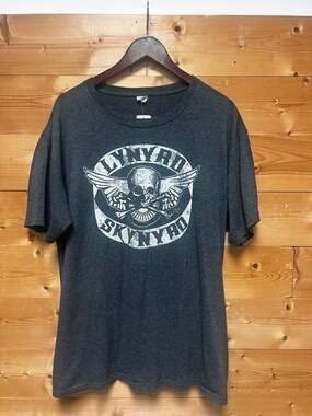 Vintage 2004 Lynyrd Skynyrd MC Winged Skull Graphic T-Shirt XL